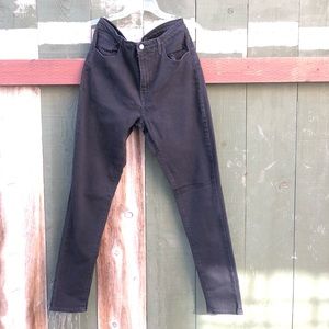 LEVIS Black Jeans